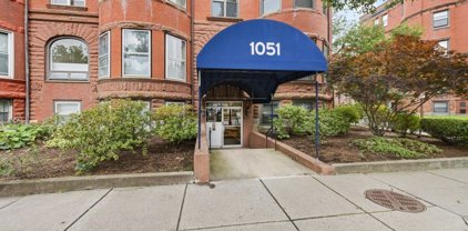 1051 Beacon St Unit 101, Brookline