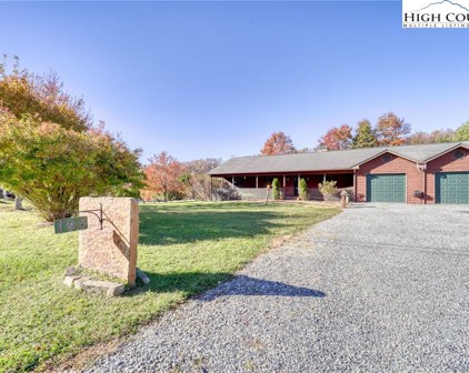 194 Pine Hill Road, Boone