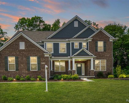 56912 Ardmore, Lyon Twp