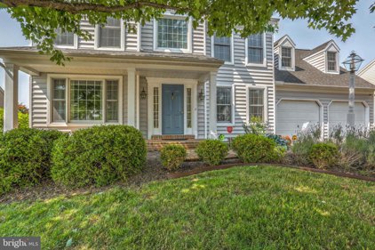 1816 Old Farm Ln, Lancaster