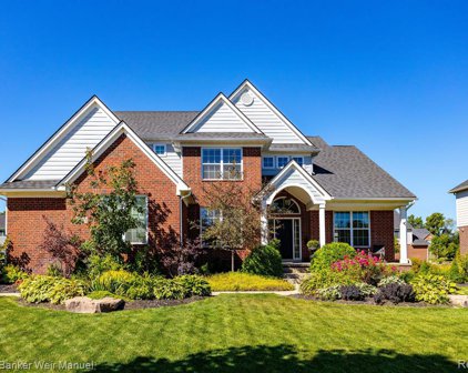 23819 STONELEIGH, Lyon Twp