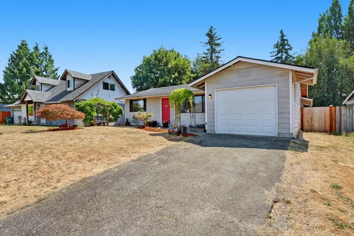 Homes in the Shoultes Area of Sale
