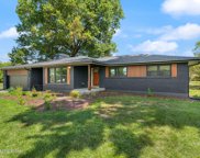 6942 Ambridge Cir, Louisville image