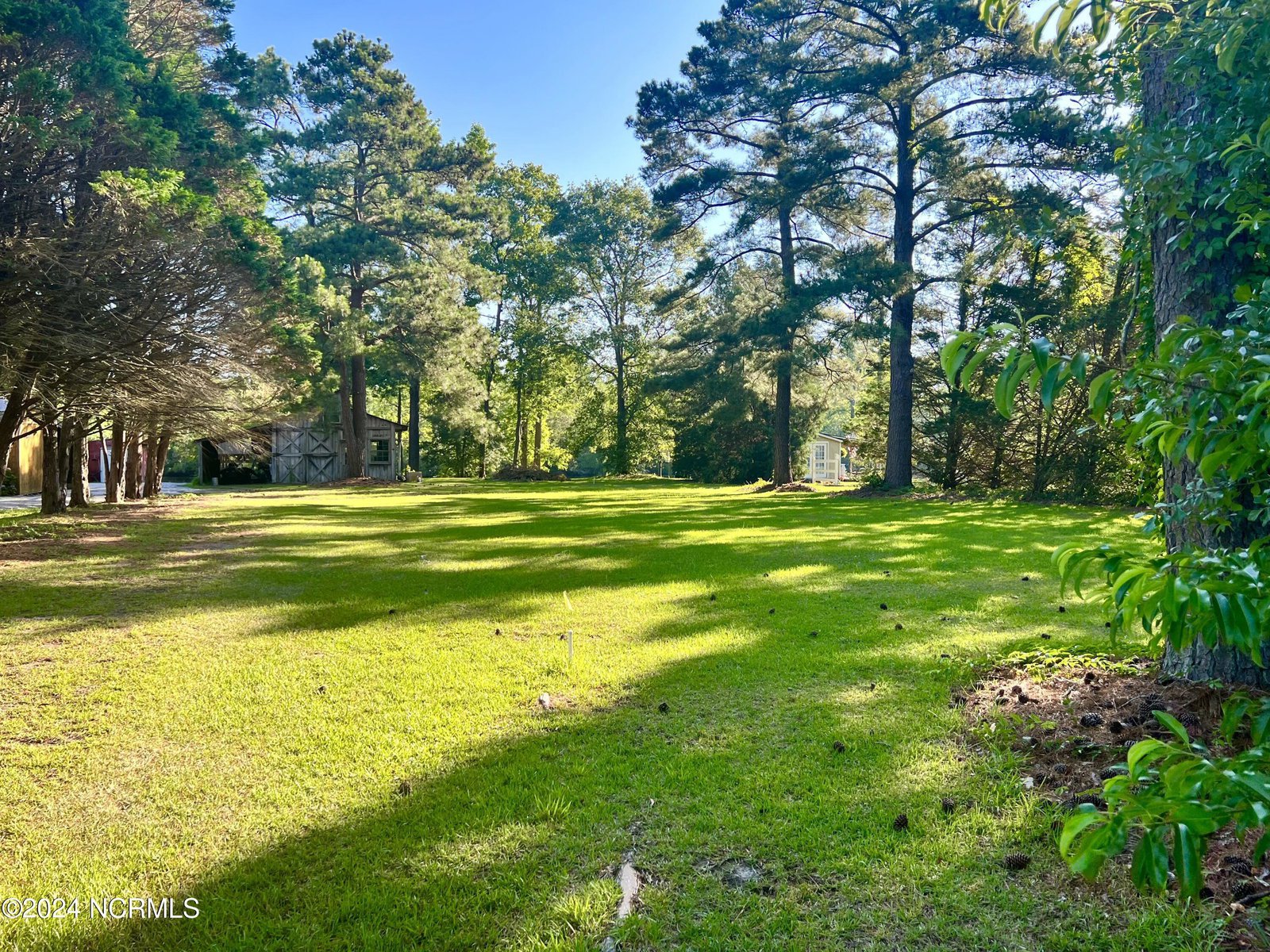 Washington NC Home for Sale 6681 Clarks Neck Road, Washington, 27889