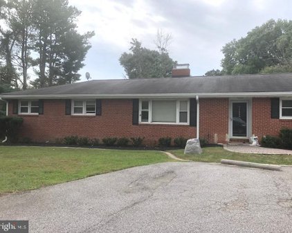 7246 Guilford Road, Clarksville
