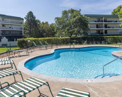10401 Cedar Lake Road Unit #309, Minnetonka