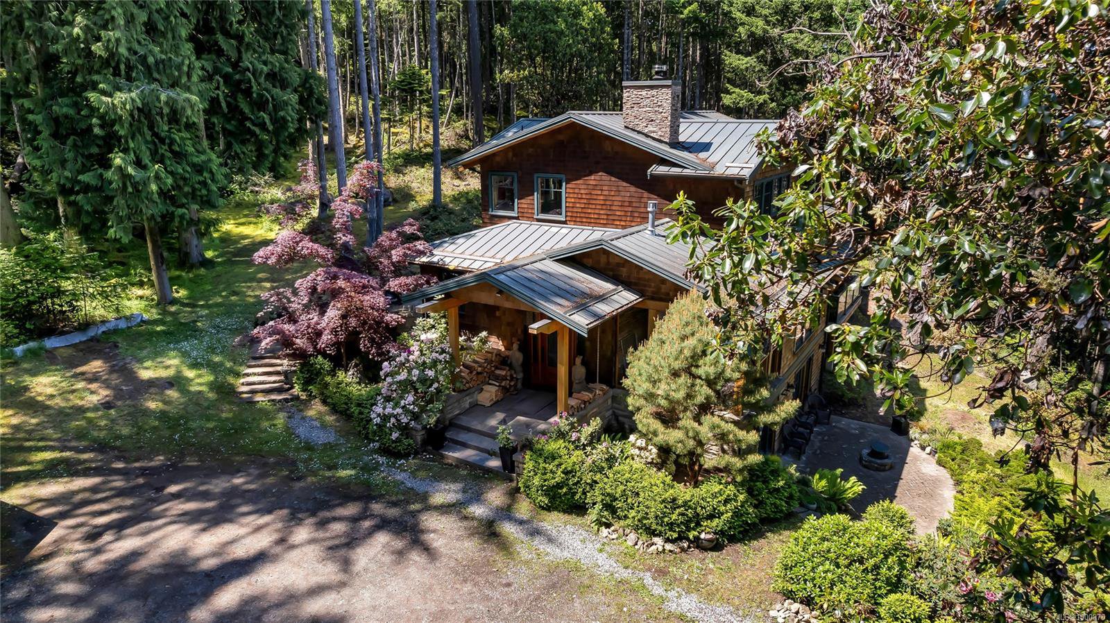 260 Little Mountain Rd, Salt Spring, V8K 2L4