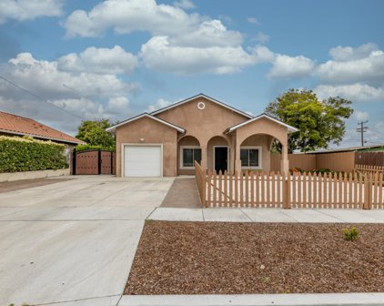 805 Meadow DR, Salinas