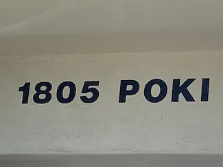 Punahou Manor Sign