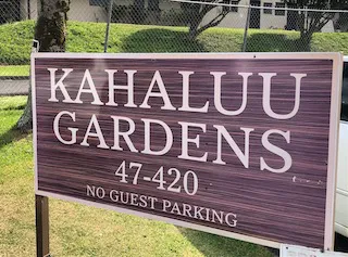Kahaluu Gardens Sign
