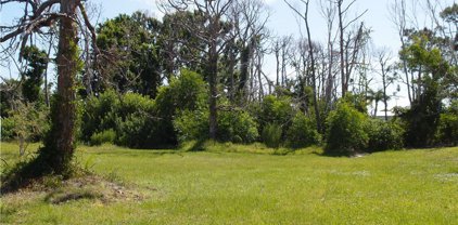 5932 Stringfellow Road, St. James City