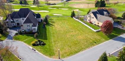 668 Goose Neck Dr, Lititz