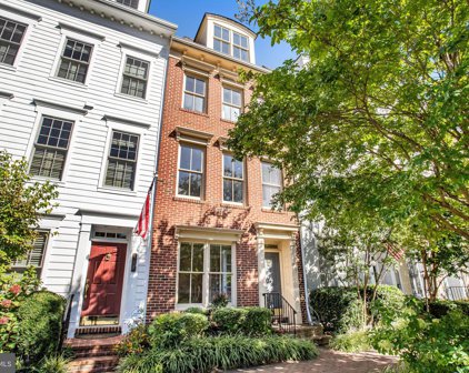 408 S Payne St S, Alexandria