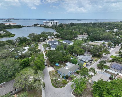 1830 N Washington Avenue, Clearwater