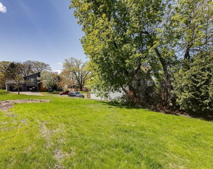 518 Ardmore Drive, Golden Valley