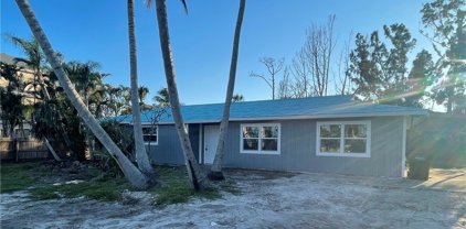 16680 Wisteria Drive, Fort Myers