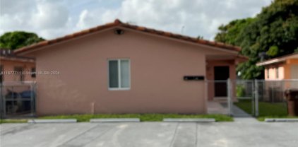 626 W 17th St, Hialeah