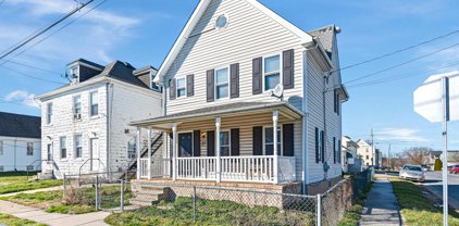 21 Belmont Ave, Wilmington