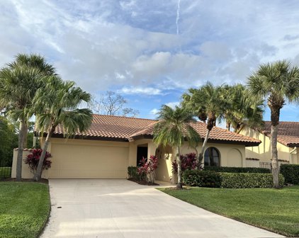 2500 SW Bobalink Court, Palm City