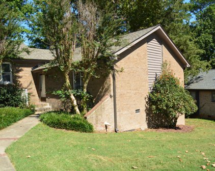 500 W Woodcroft Pkwy Unit #8c, Durham