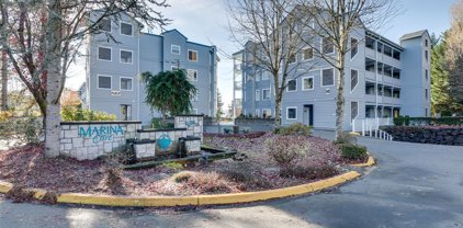 6125 NE 175th Street Unit #N201, Kenmore