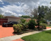 501 Nw 89th Ter, Pembroke Pines image
