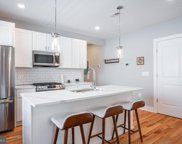 714 11th Ne Unit #302, Washington image