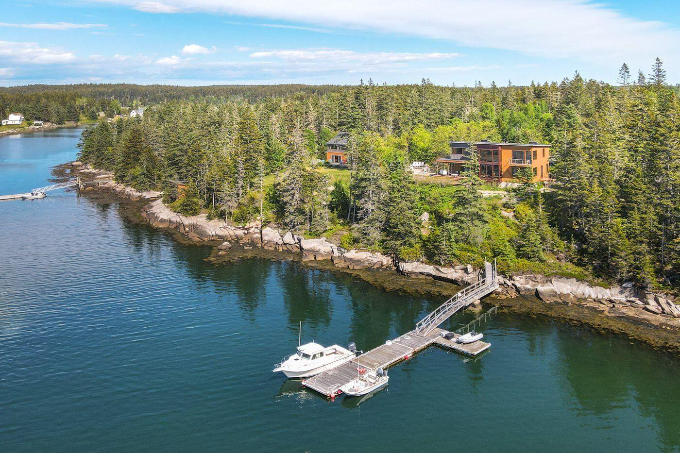 129 Dyers Island Road, Vinalhaven, 04863