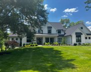 12980 Thornhill  Drive, Town and Country image