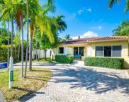 8942 Hawthorne Ave, Surfside image