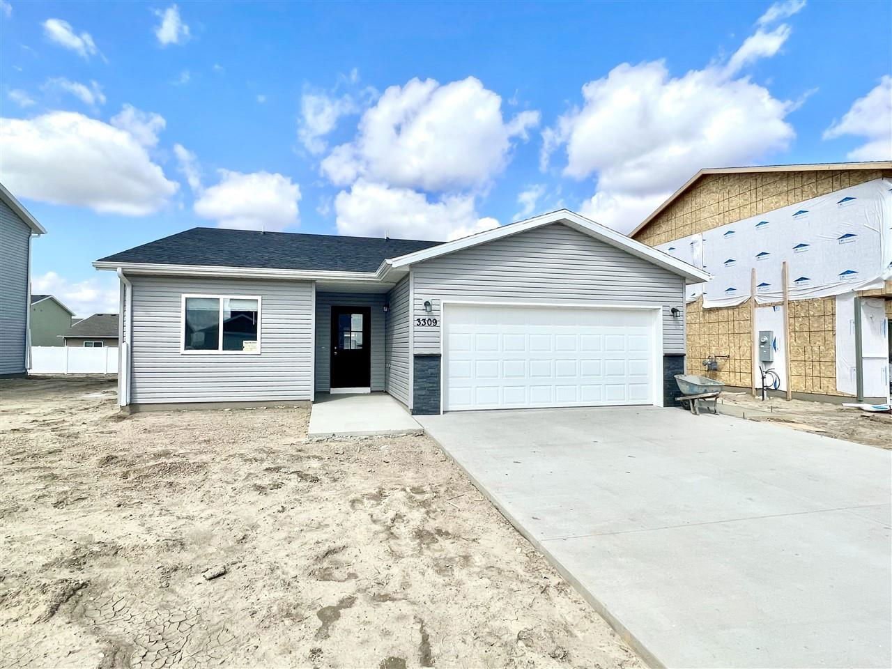 3309 14th St Nw, Minot, 58703