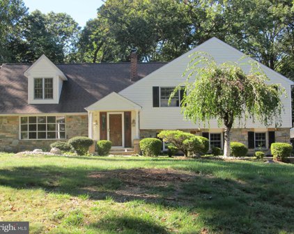 230 Foxcroft Rd, Broomall