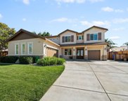 1056 Cambrian Pl, Brentwood image