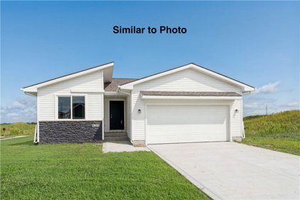 315 Nw Newhaven  Drive, Waukee