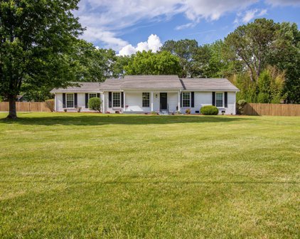 104 Moss Ln, Franklin