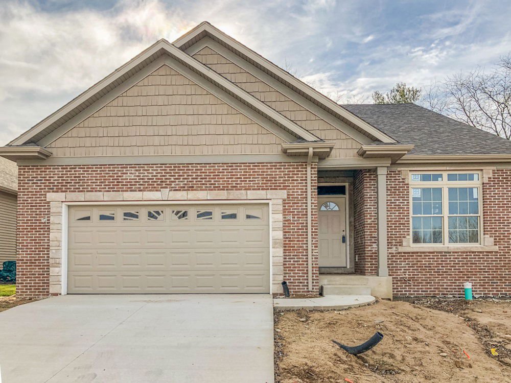 18128 Cloverleaf Drive, South Bend, 46637