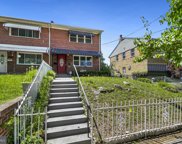 4954 8th St Ne, Washington image