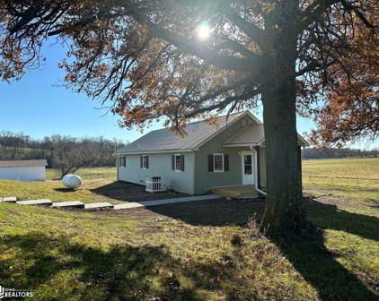 27529  Hwy 2, Moulton