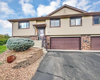 5572 Donegal Drive, Shoreview