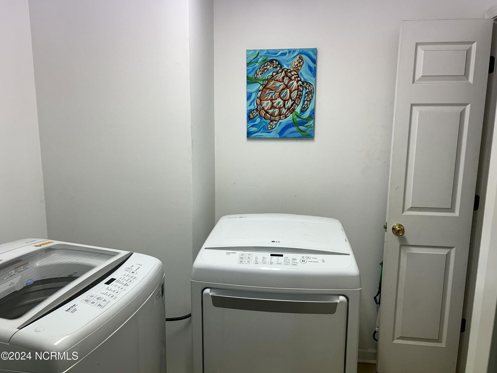 110 NW 16th Street, Oak Island, NC 28465 in Pinners Point