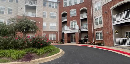 2610 Chapel Lake Dr Unit #212, Gambrills