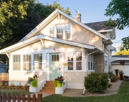 400 1st Avenue NE, Osseo