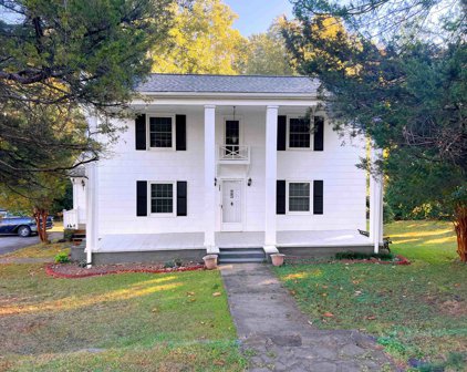 206 N Lyles, Landrum