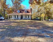 804 W Scotsdale Drive, Laurinburg image