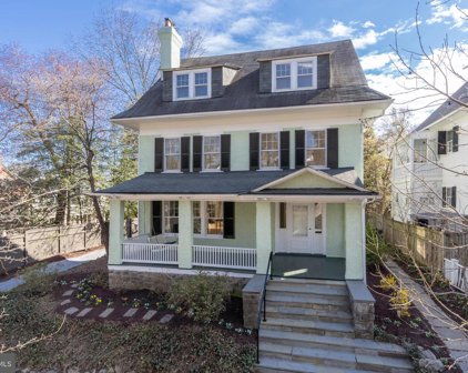 3432 Nw Lowell St Nw, Washington