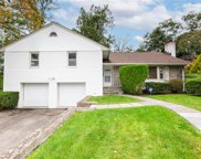 20 Carthage Lane, Scarsdale image