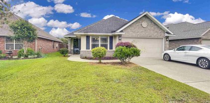 2562 Fiddlers Cir, Cantonment