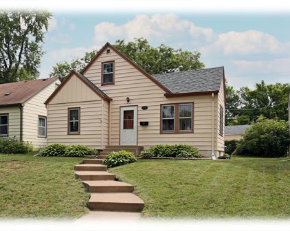2712 Abbott Avenue N, Robbinsdale