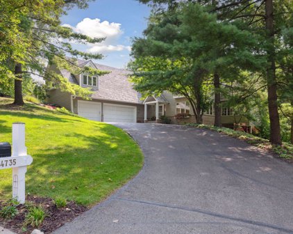 14735 Oakways Court, Minnetonka