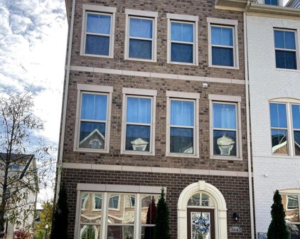 3643 Jamison St Ne, Washington